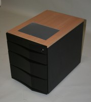 Gebrauchte Büromöbel | Gebrauchter, günstiger Rollcontainer.