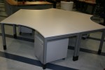 Günstiger, gebrauchter Werndl Schreibtisch.